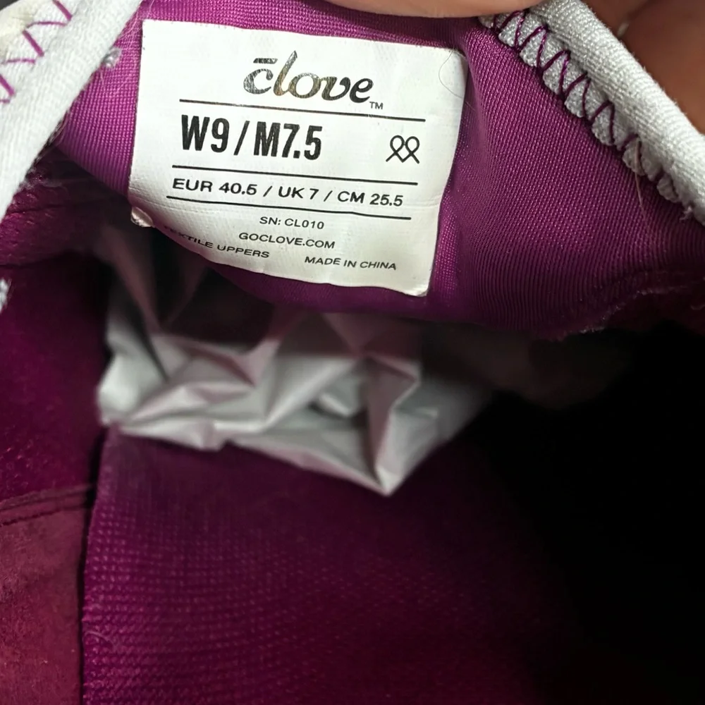 Clove Shoes Plum Amethyst Classic Healthcare Nursing Sneaker Sz US 9 Limited HTF